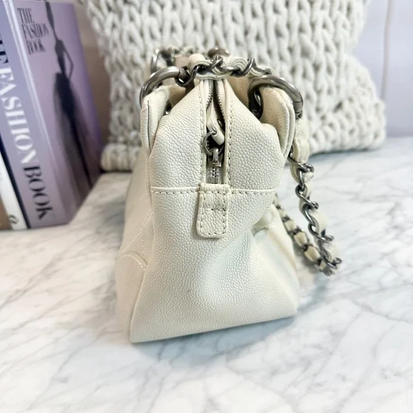 Chanel Cream Quilted Women's Bag - Picture 6 of 12